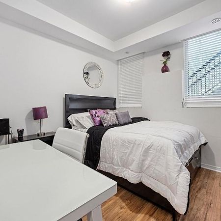 多伦多Beautiful Townhouse Near Yorkdale Mall, Wilson Subway公寓 外观 照片