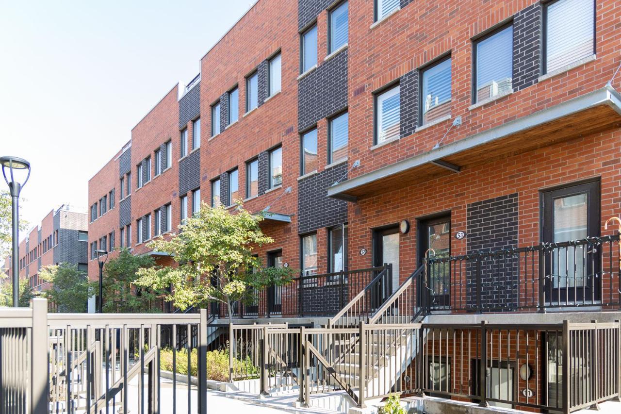 多伦多Beautiful Townhouse Near Yorkdale Mall, Wilson Subway公寓 外观 照片