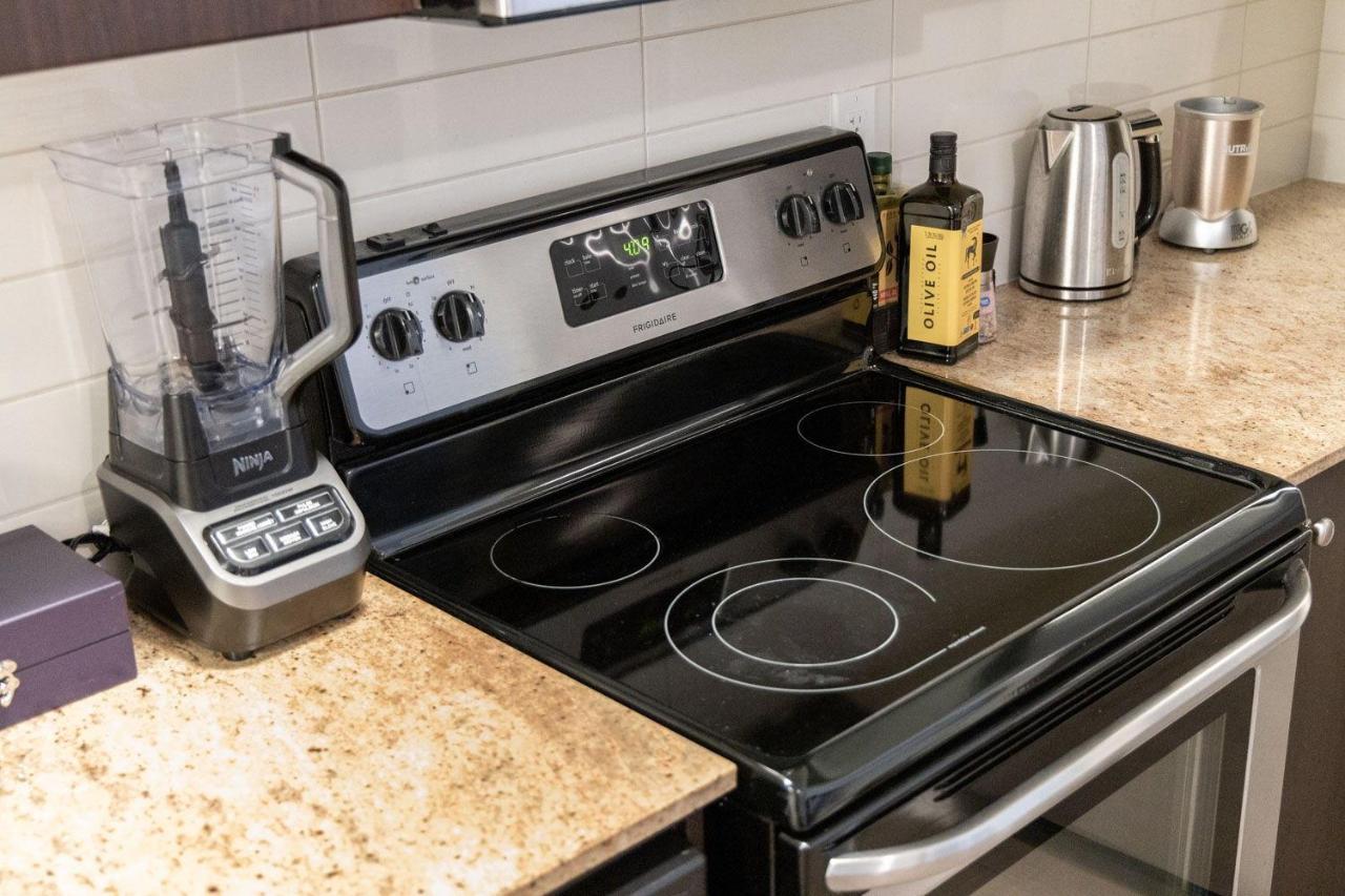 多伦多Beautiful Townhouse Near Yorkdale Mall, Wilson Subway公寓 外观 照片