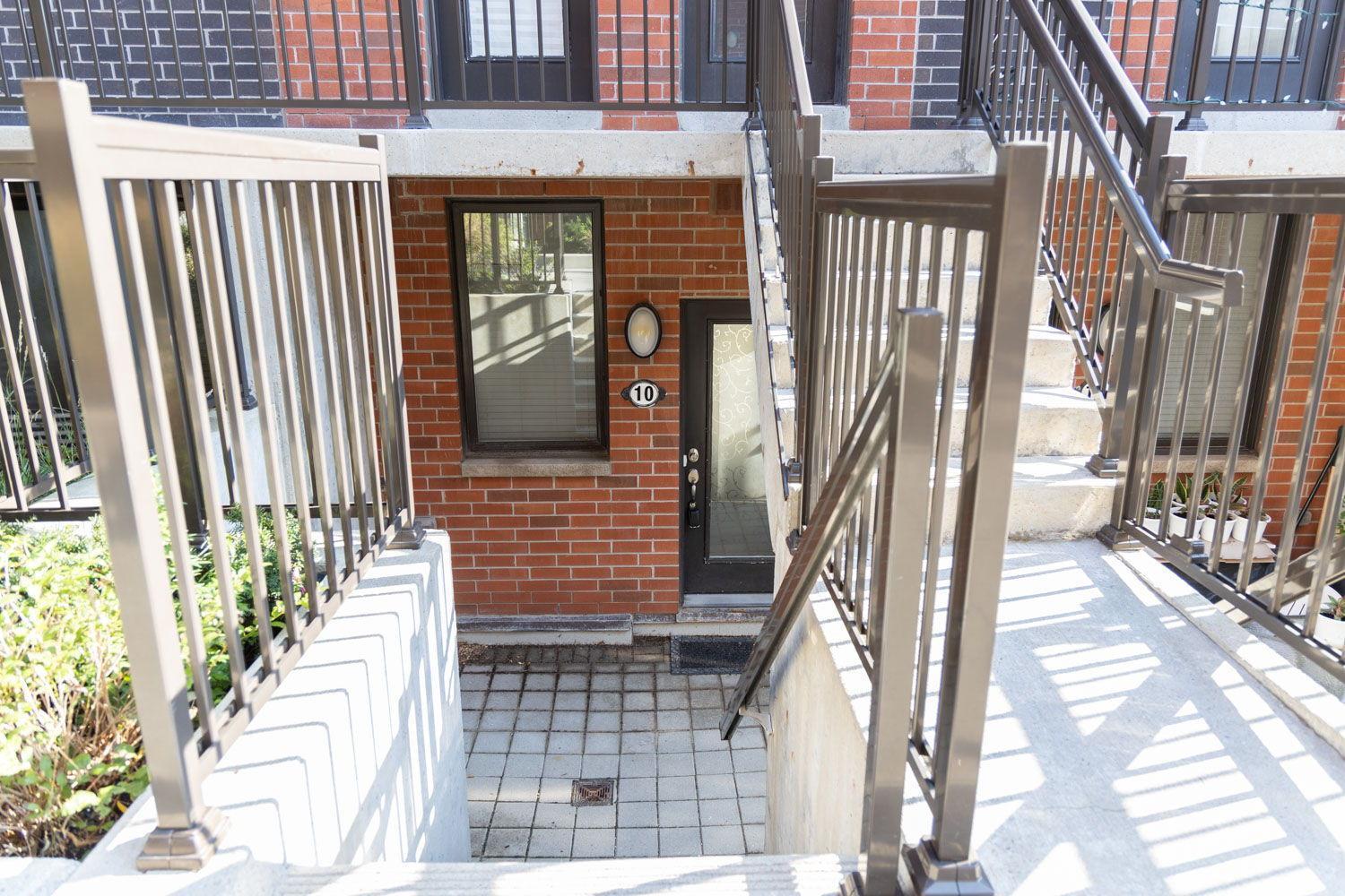 多伦多Beautiful Townhouse Near Yorkdale Mall, Wilson Subway公寓 外观 照片