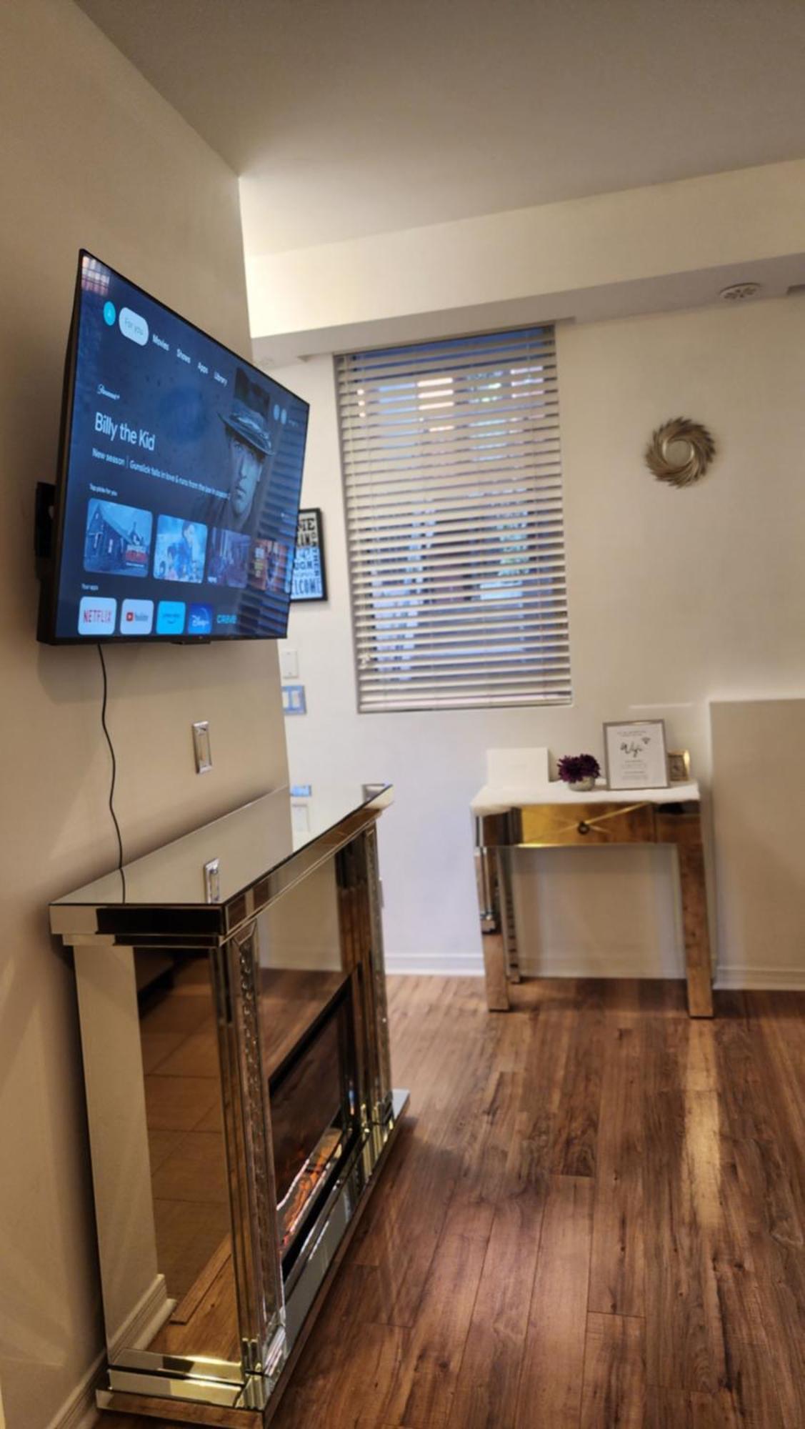 多伦多Beautiful Townhouse Near Yorkdale Mall, Wilson Subway公寓 外观 照片