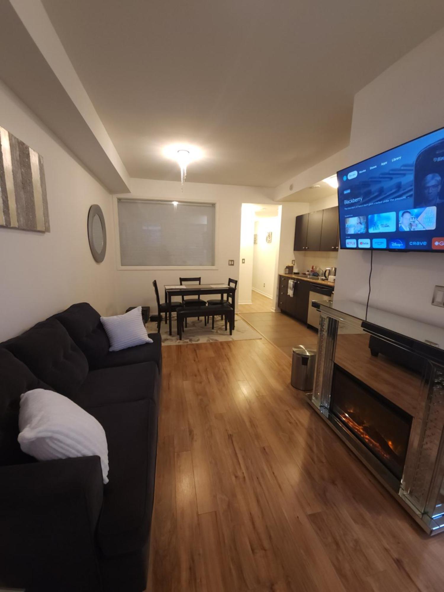 多伦多Beautiful Townhouse Near Yorkdale Mall, Wilson Subway公寓 外观 照片