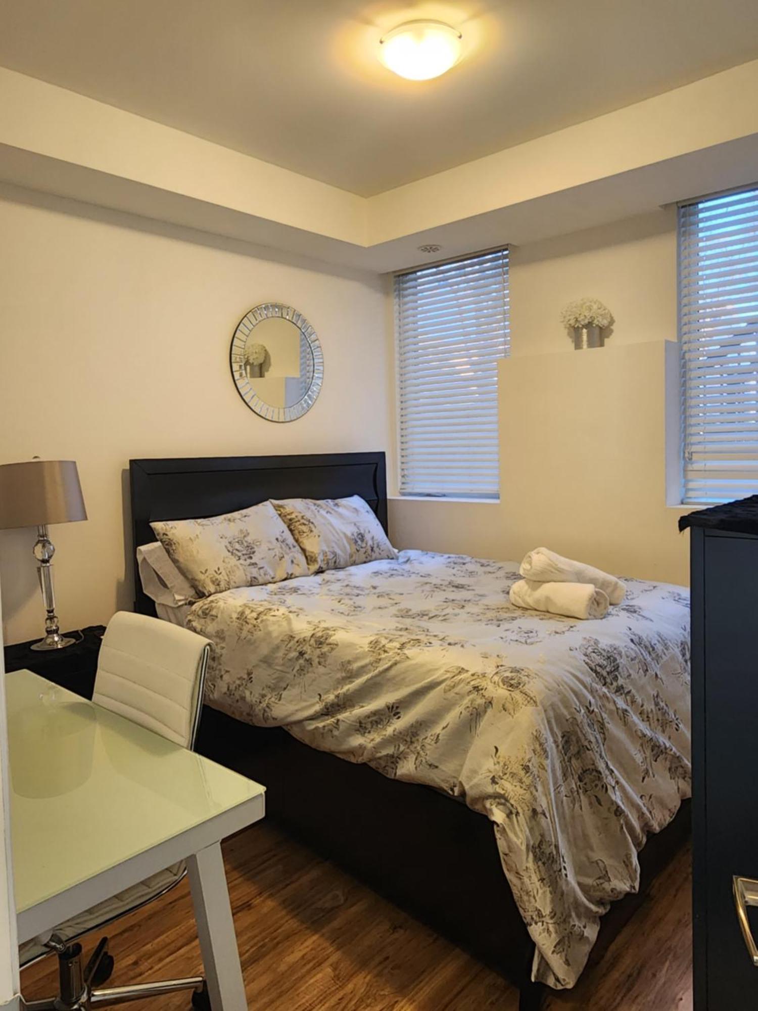 多伦多Beautiful Townhouse Near Yorkdale Mall, Wilson Subway公寓 外观 照片