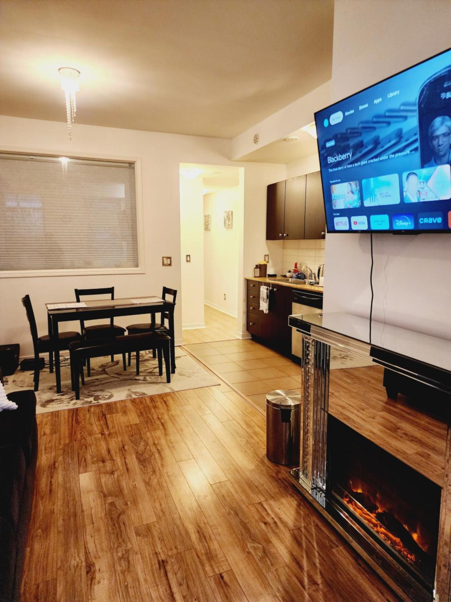 多伦多Beautiful Townhouse Near Yorkdale Mall, Wilson Subway公寓 外观 照片